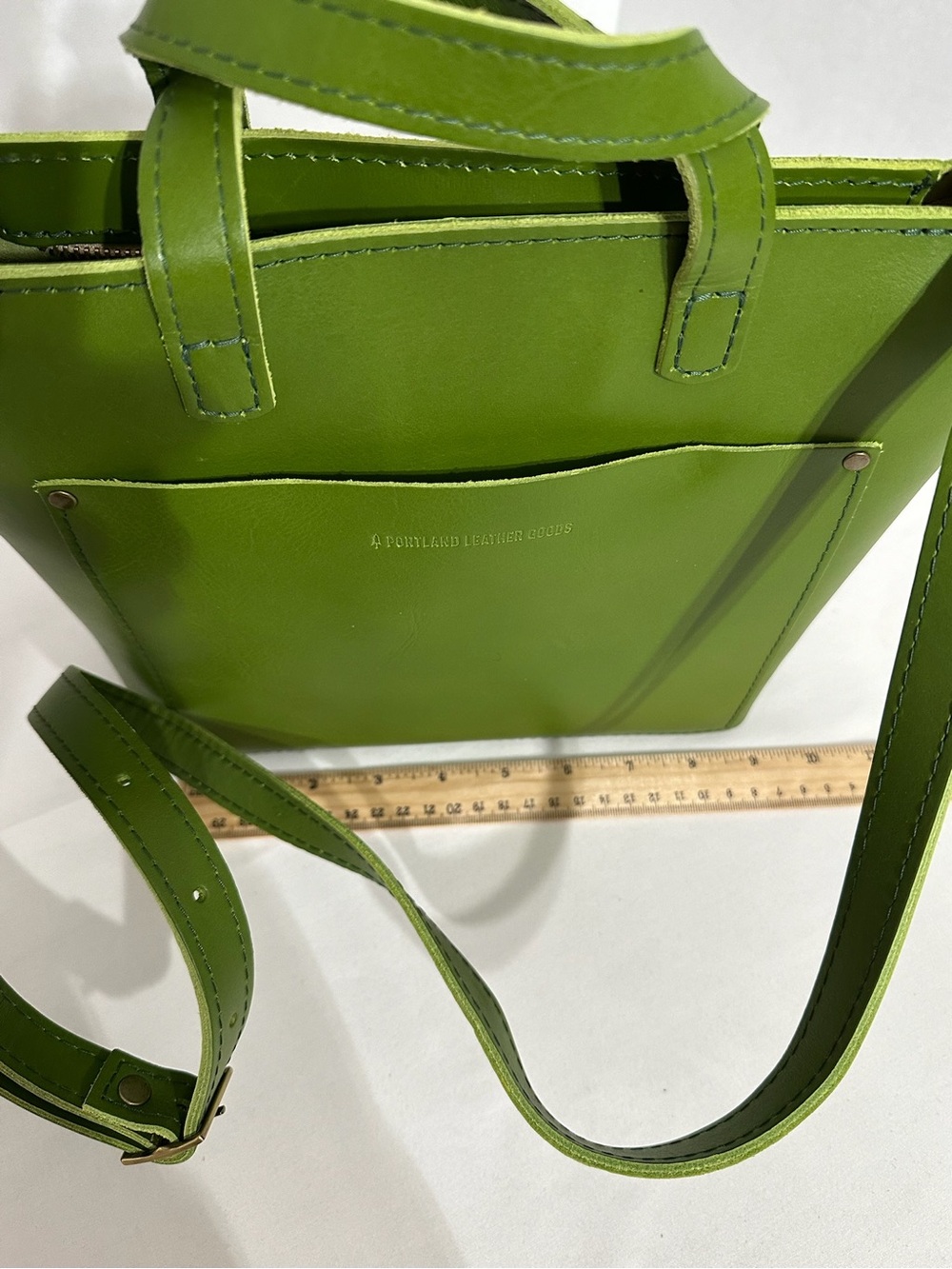 NEW Portland Leather Goods Mini Crossbody Leather Zip Top in Color Green Apple - Picture 10 of 12